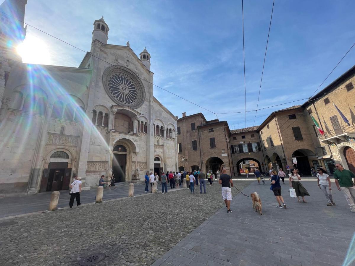 Duomo 12 Διαμέρισμα Μόντενα Εξωτερικό φωτογραφία
